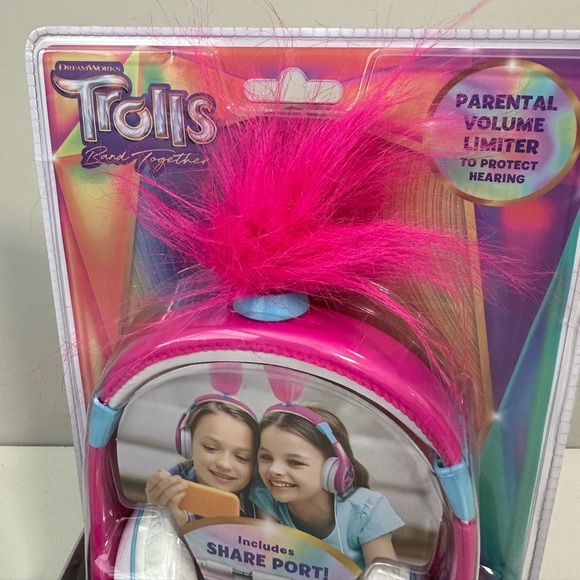 New DreamWorks Trolls Band Together Headphones | Share Port | Poppy Music/Audio - Picture 5 of 5